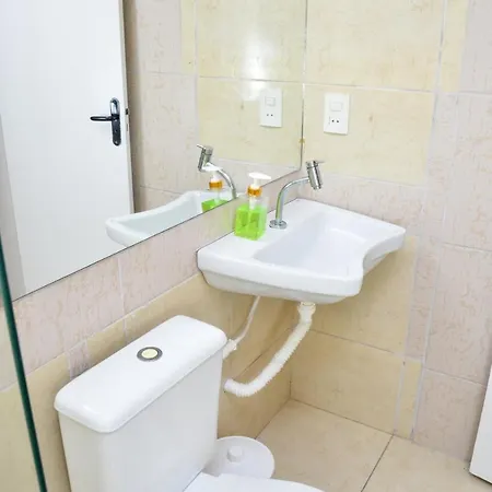 Casa Da Adriana Pensão 2*
